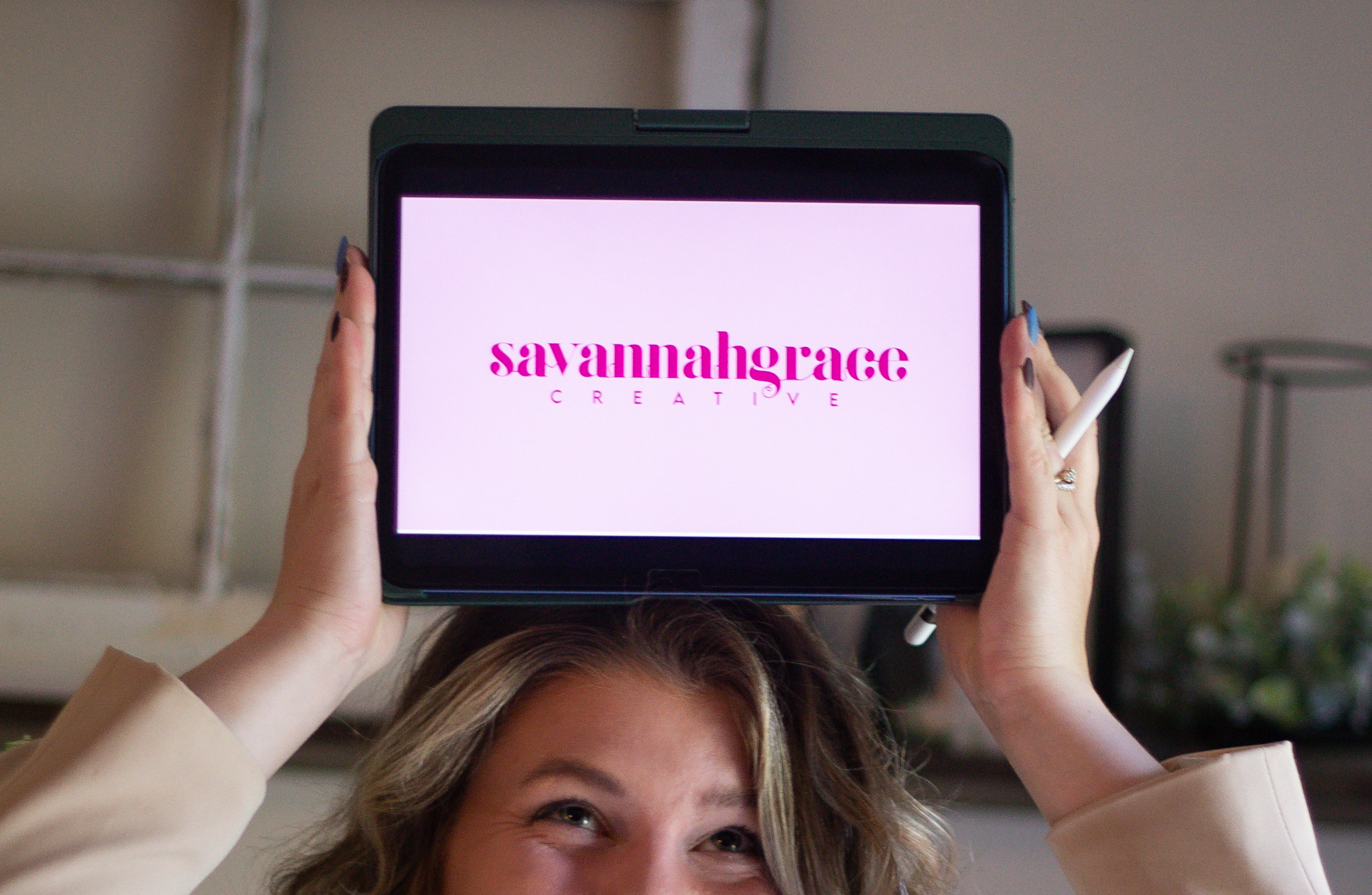 Savannah Grace Creative logo